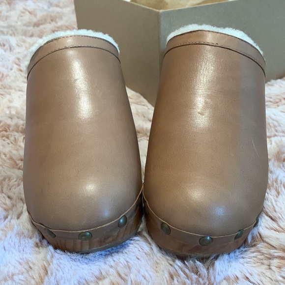 Beek shearling lined wood clogs - Picture 3 of 6